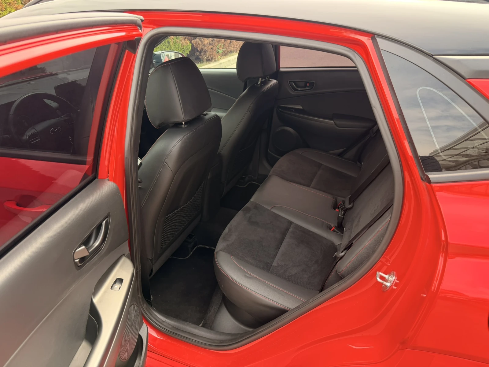Hyundai Kona Exclusive N Line AWD, снимка 10 - Автомобили и джипове - 55009545