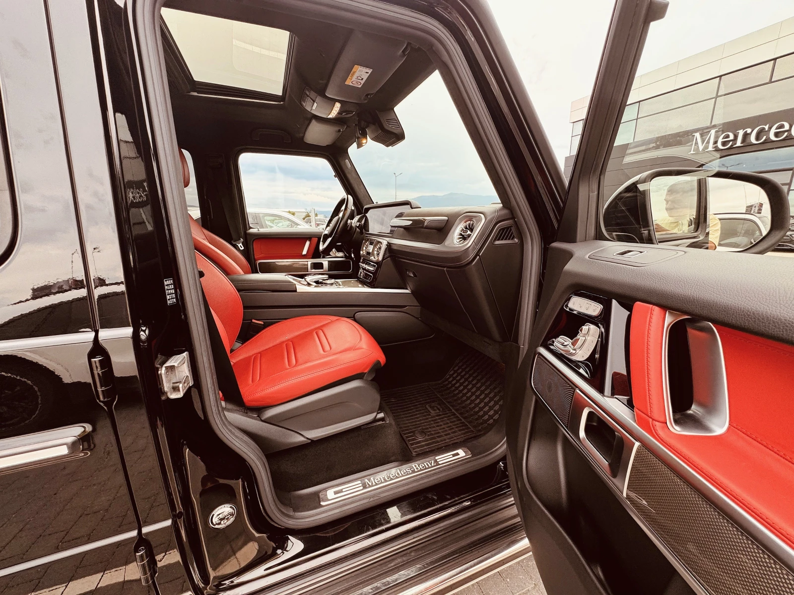 Mercedes-Benz G 350 AMG-line EXCLUSIVE, снимка 13 - Автомобили и джипове - 55217211