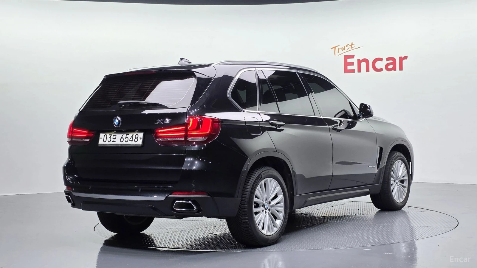 BMW X5 360 * HUD * АвтоКредит * (ЦЕНА ДО БГ), снимка 2 - Автомобили и джипове - 55478615