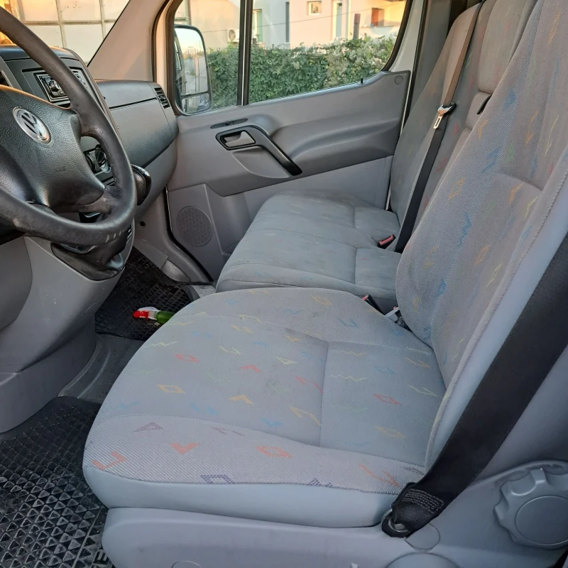 VW Crafter 2.5 TDI , снимка 8 - Бусове и автобуси - 51882447