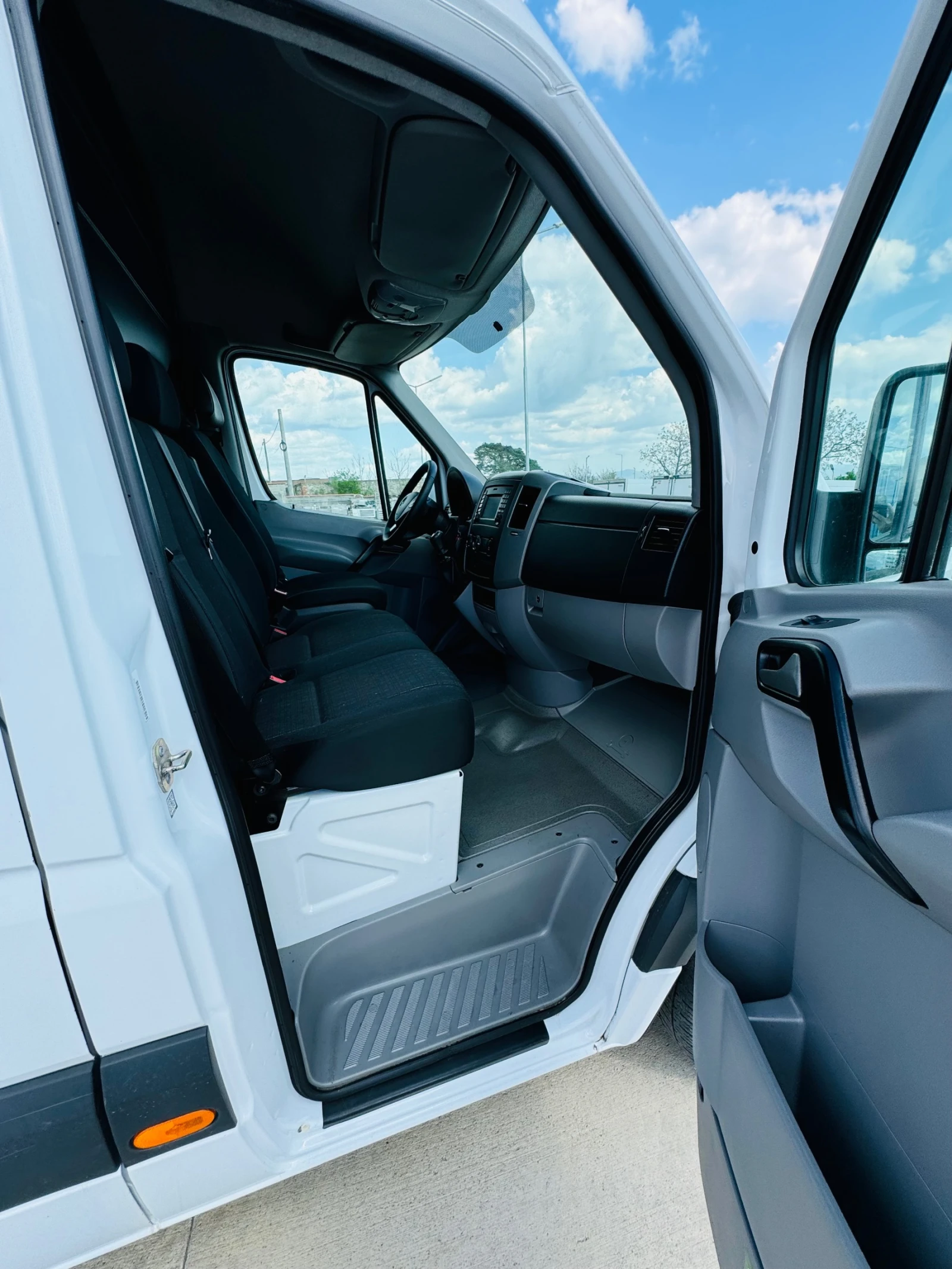 Mercedes-Benz Sprinter 316 313Немски!КАТО НОВ!ТОП!ТОП!ТОП!НАВИ!КЛИМАТР! - изображение 7