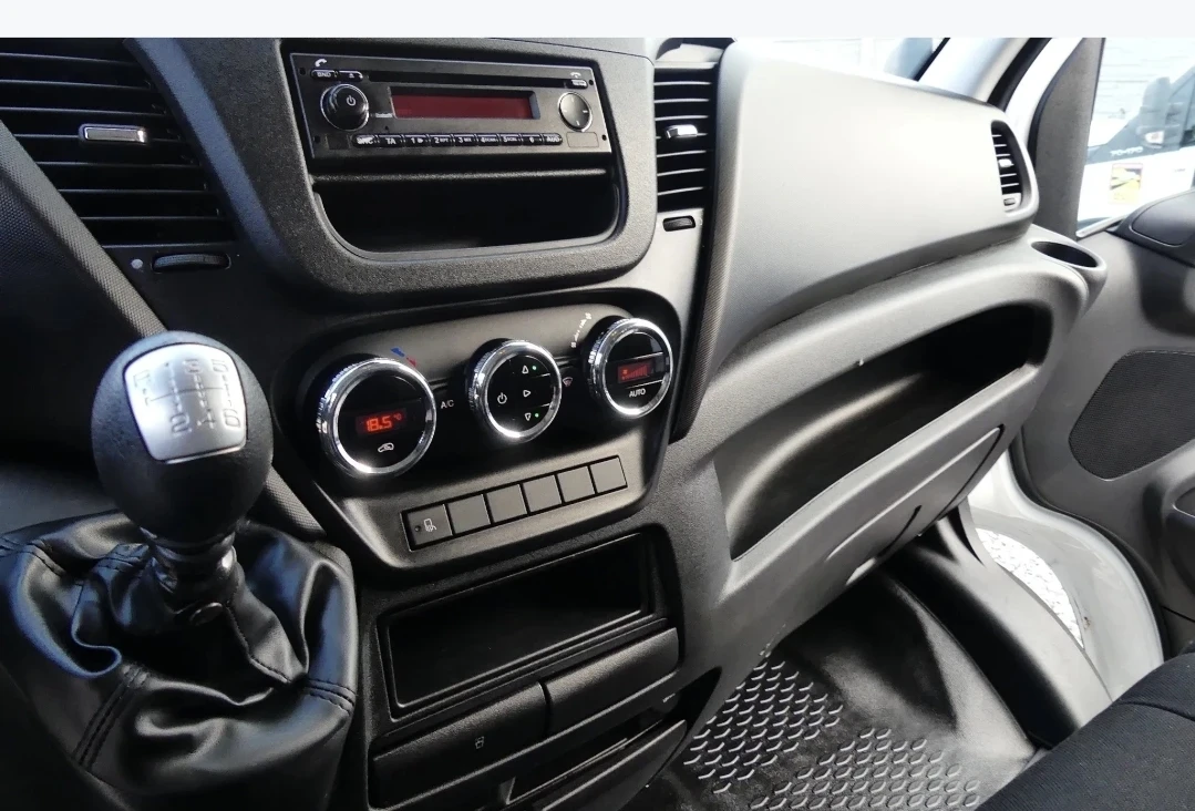 Iveco 35c15 Kat B 8pal, снимка 6 - Бусове и автобуси - 55397606