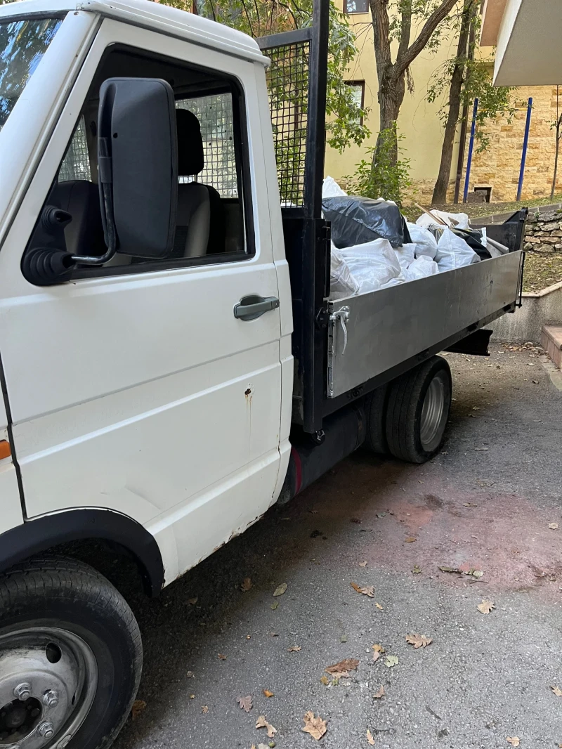 Iveco Daily 2.5D Б категория, снимка 5 - Камиони - 47565507