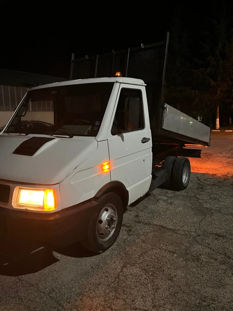 Iveco Daily 2.5D Б категория, снимка 9 - Камиони - 47565507