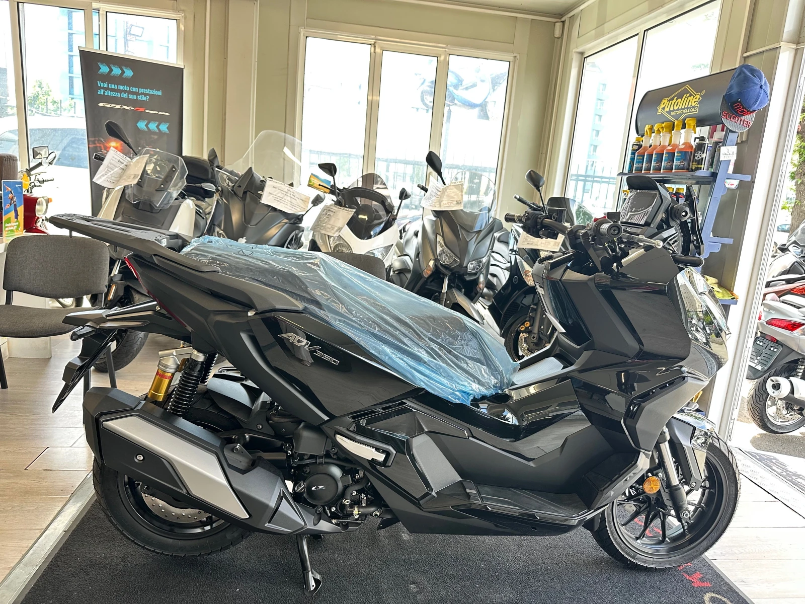 Honda X-ADV 350 НОВ!!! 0км., снимка 11 - Мотоциклети и мототехника - 54368898
