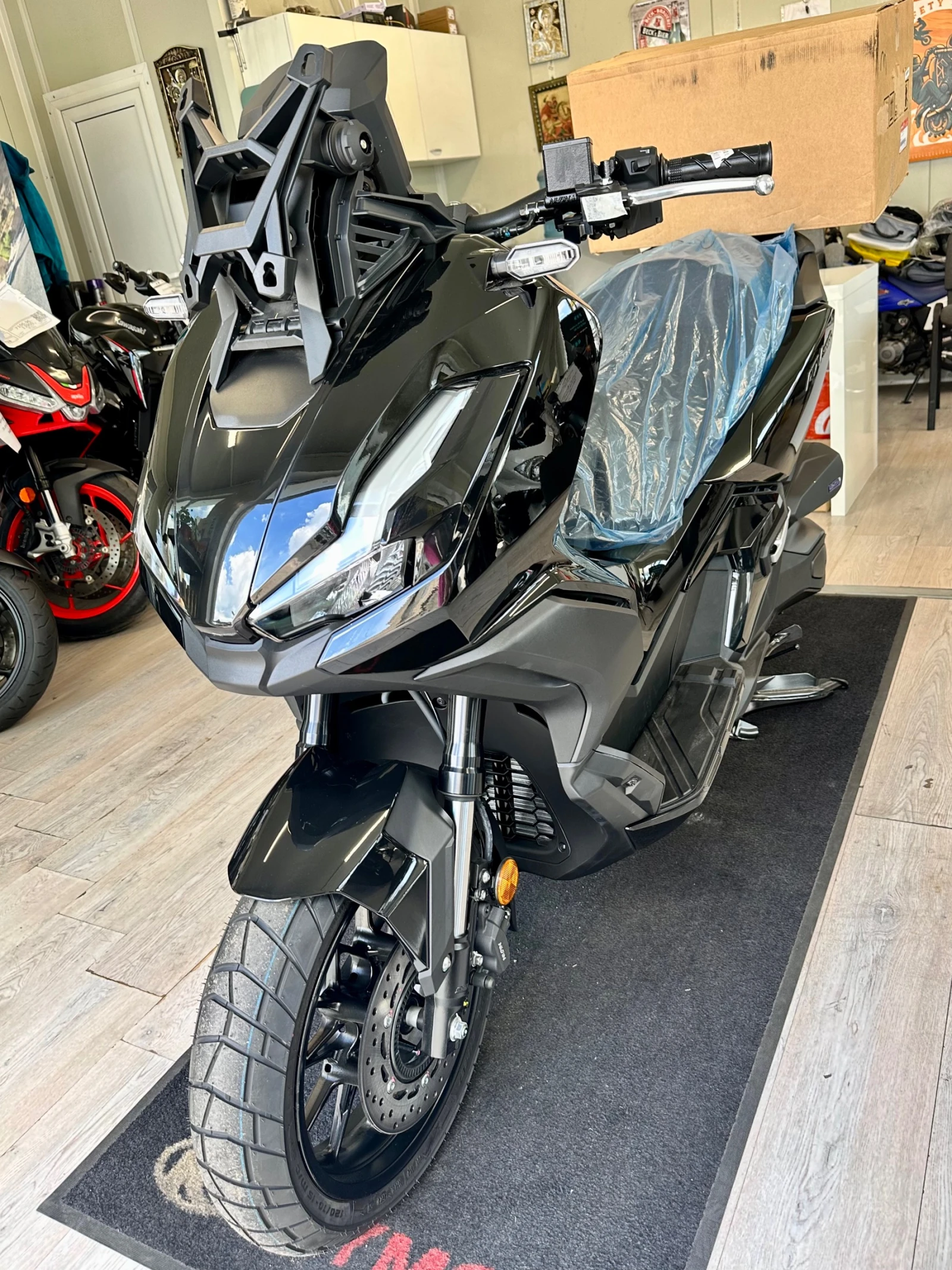 Honda X-ADV 350 НОВ!!! 0км., снимка 4 - Мотоциклети и мототехника - 54368898