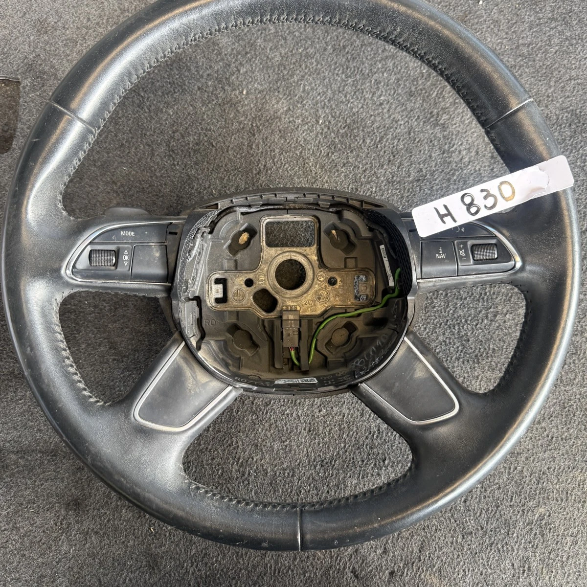 Четирилъчев мултиволан за AUDI A4 B8 Audi Q5 8R Audi Q7 4L 4L0419091AD ном 830