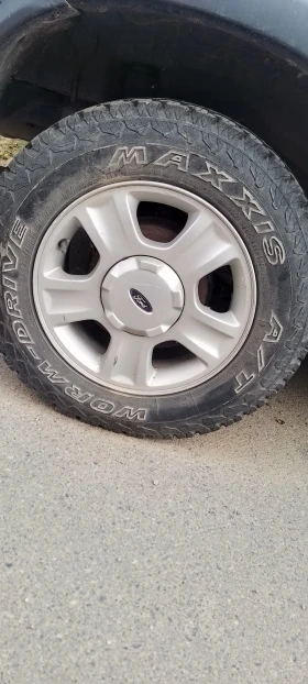        215/70R16