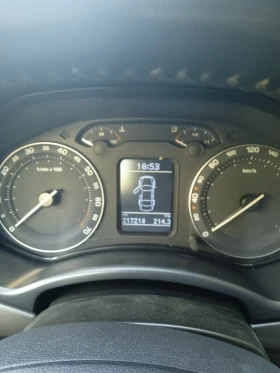 Skoda Octavia FSI, снимка 7