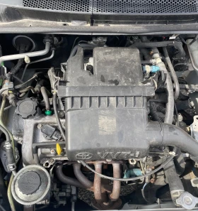 Toyota Yaris 1.0 i vvti и 1.3 vvti, снимка 12