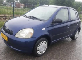 Toyota Yaris 1.0 i vvti, снимка 2