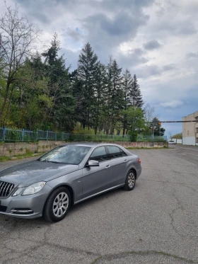 Mercedes-Benz E 200, снимка 3