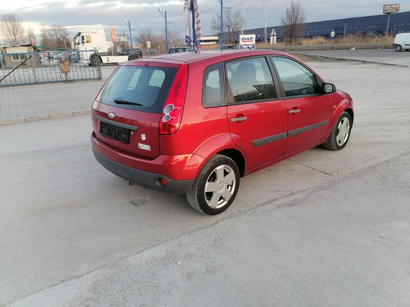 Ford Fiesta, снимка 6 - Автомобили и джипове - 47292137