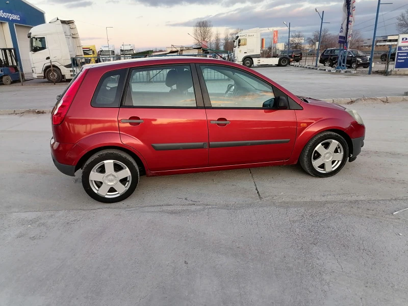 Ford Fiesta, снимка 7 - Автомобили и джипове - 47292137