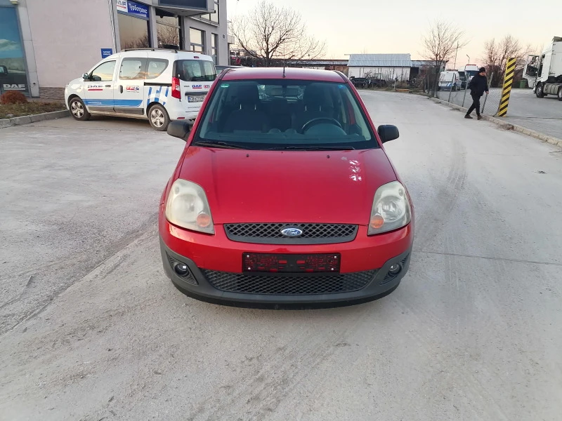 Ford Fiesta, снимка 1 - Автомобили и джипове - 47292137