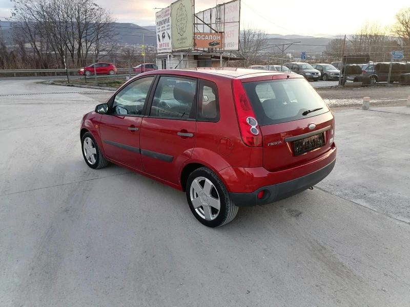 Ford Fiesta, снимка 4 - Автомобили и джипове - 47292137