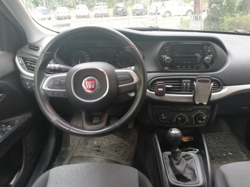 Fiat Tipo 1.4 EASY, снимка 7 - Автомобили и джипове - 46029797