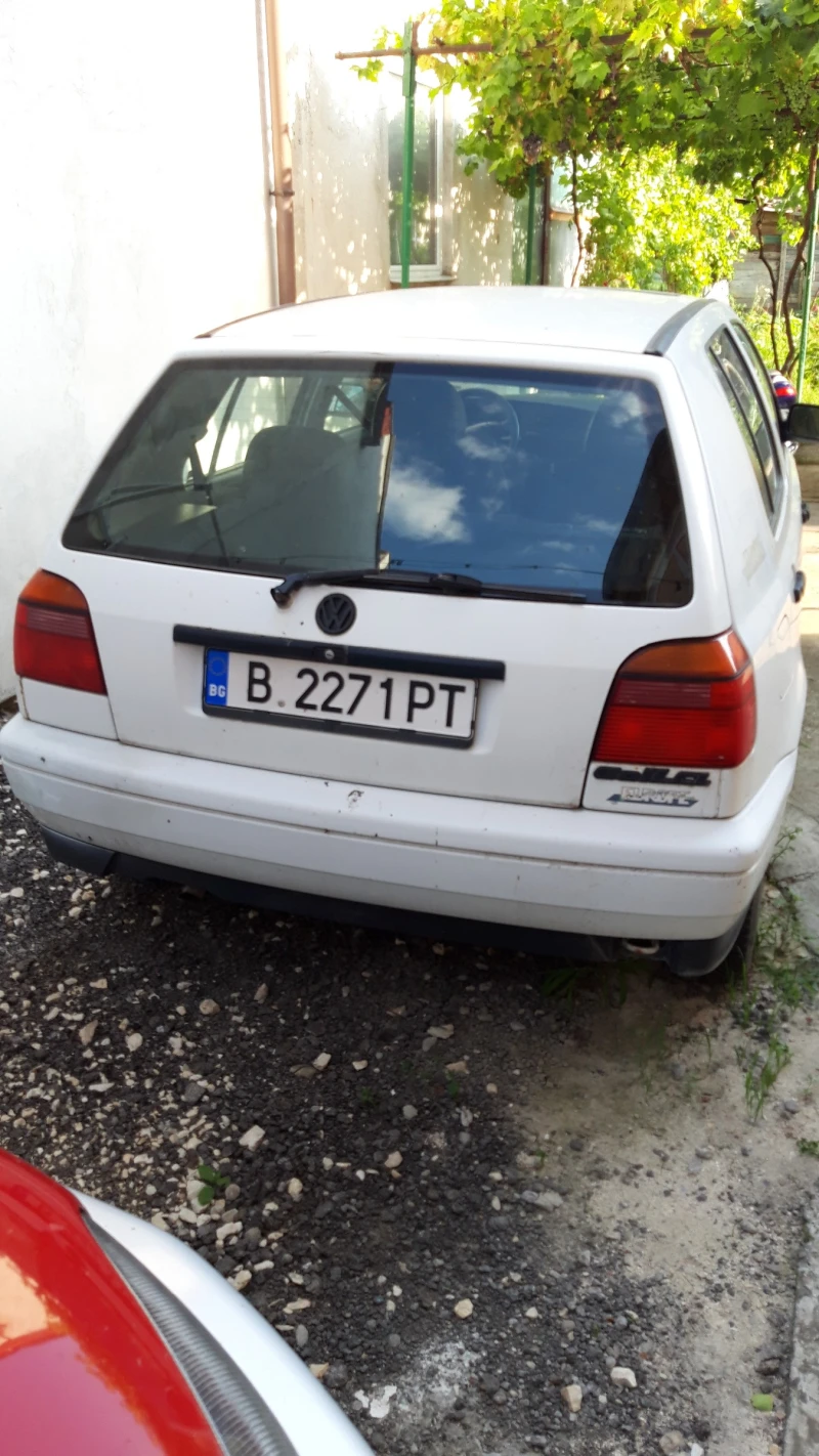 VW Golf 1, 6 , снимка 2 - Автомобили и джипове - 47907785