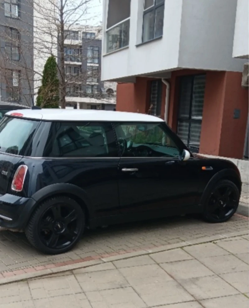 Mini One, снимка 7 - Автомобили и джипове - 48309524