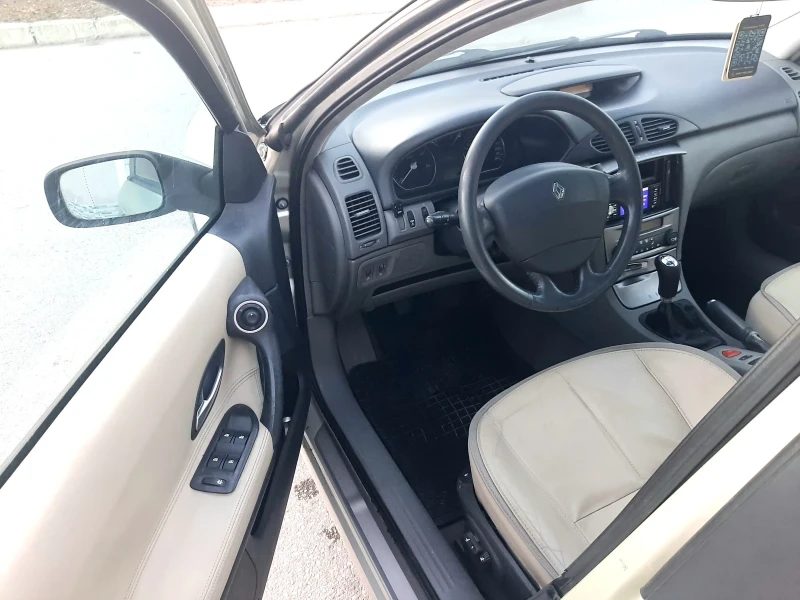 Renault Laguna 1.8i.120k.+ КЛИМА + ГАЗ///, снимка 13 - Автомобили и джипове - 48553851