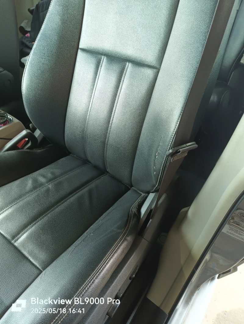 Chrysler Town and Country Touring L+ , снимка 8 - Автомобили и джипове - 50339599