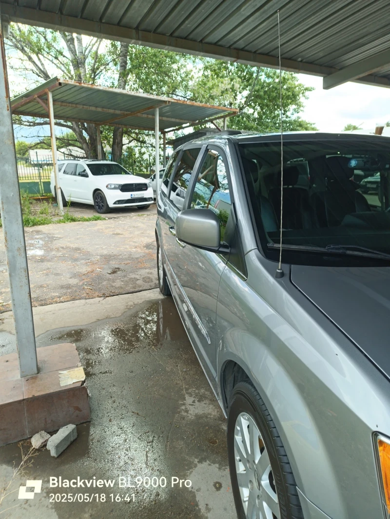 Chrysler Town and Country Touring L+ , снимка 5 - Автомобили и джипове - 50339599