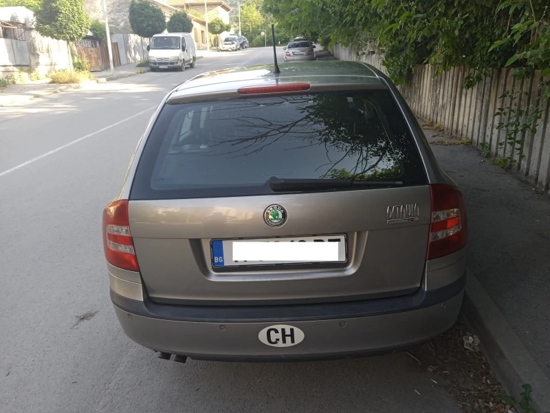 Skoda Octavia FSI, снимка 2 - Автомобили и джипове - 52136655