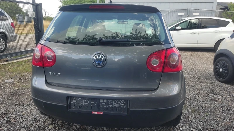 VW Golf 1.4i 5врати, снимка 4 - Автомобили и джипове - 52515053