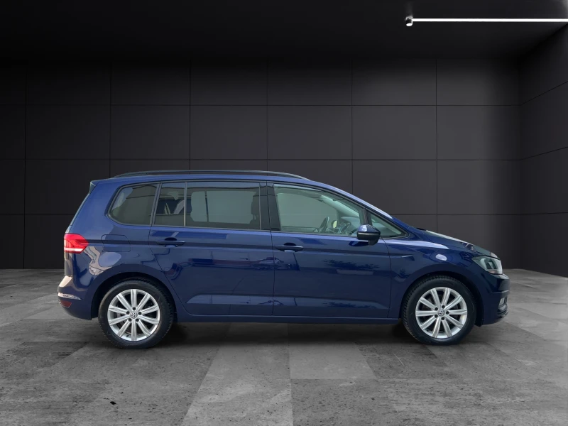 VW Touran Comfort BlueMotion, снимка 7 - Автомобили и джипове - 52194915