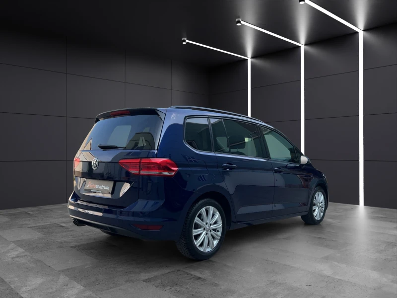 VW Touran Comfort BlueMotion, снимка 3 - Автомобили и джипове - 52194915