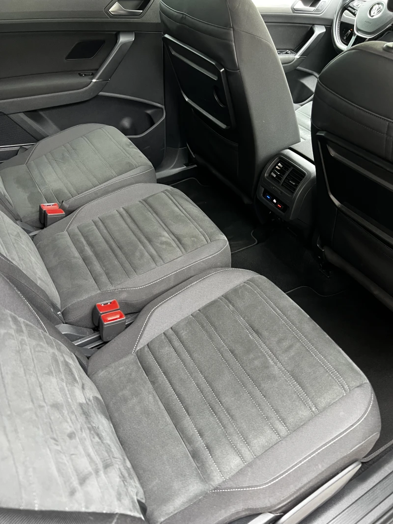 VW Touran Comfort BlueMotion, снимка 13 - Автомобили и джипове - 52194915