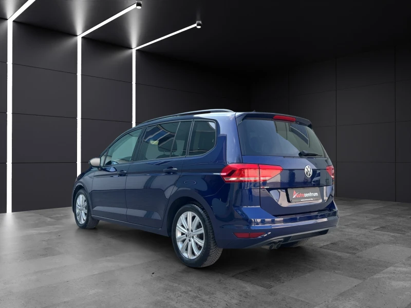 VW Touran Comfort BlueMotion, снимка 4 - Автомобили и джипове - 52194915