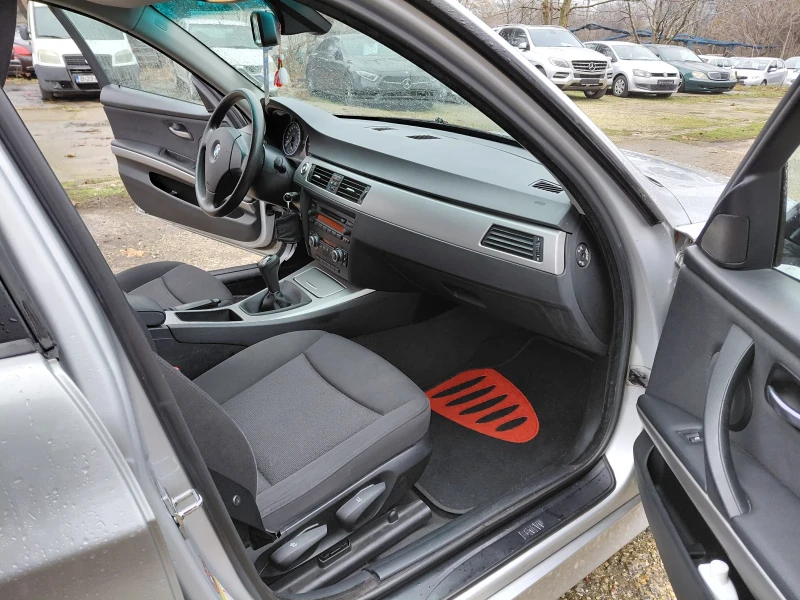 BMW 320, снимка 8 - Автомобили и джипове - 53005513