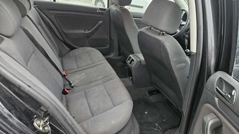 VW Golf, снимка 7 - Автомобили и джипове - 53060783