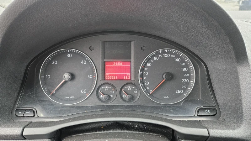 VW Golf, снимка 10 - Автомобили и джипове - 53060783