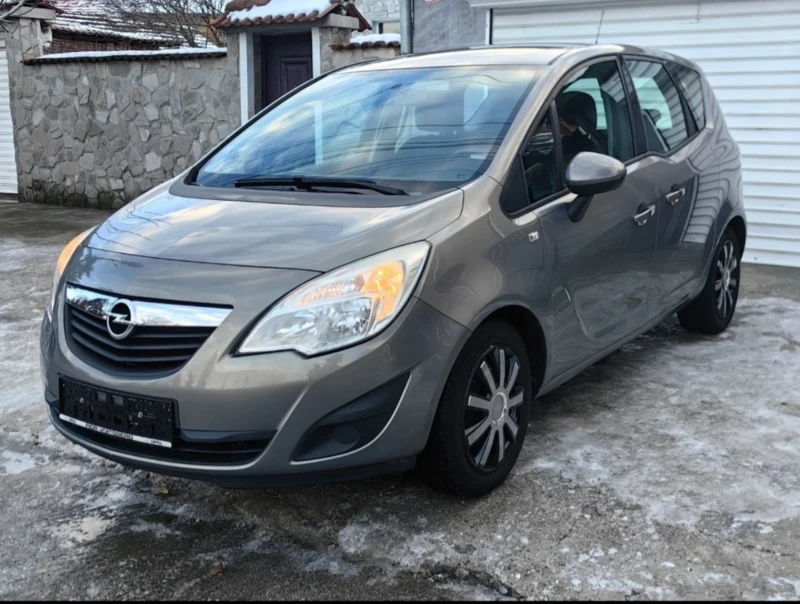 Opel Meriva 1.3D, снимка 8 - Автомобили и джипове - 53207378