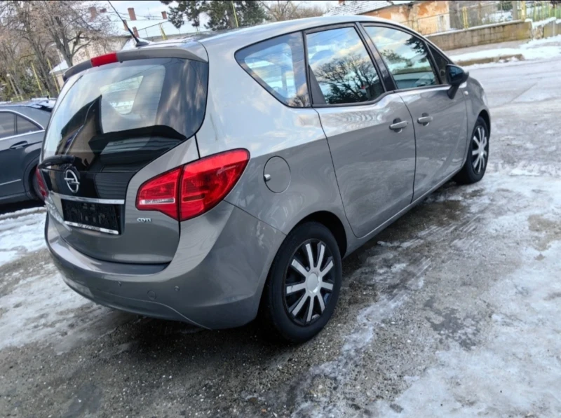 Opel Meriva 1.3D, снимка 4 - Автомобили и джипове - 53207378