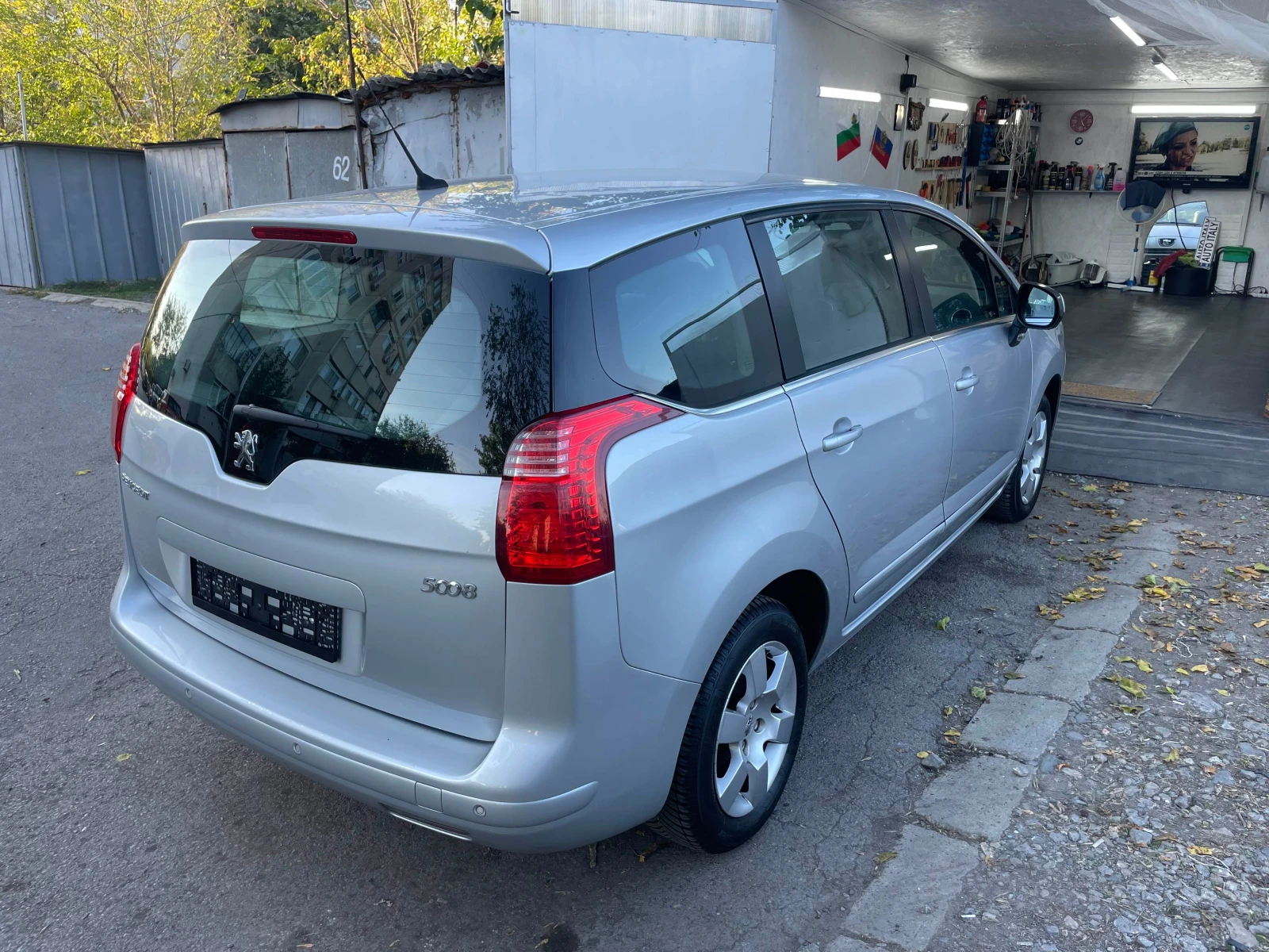 Peugeot 5008 1.6HDI - изображение 3