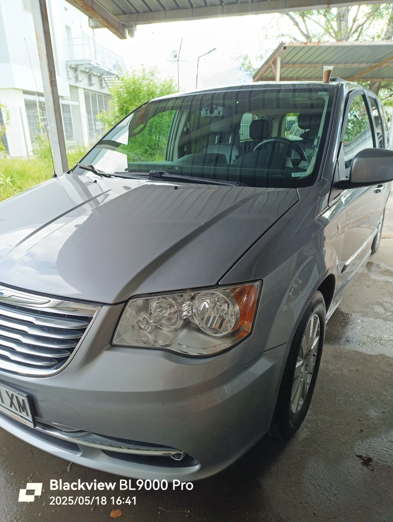 Chrysler Town and Country Touring L+  - изображение 7