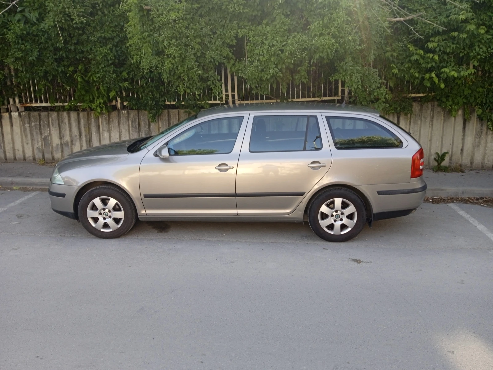 Skoda Octavia FSI - изображение 2