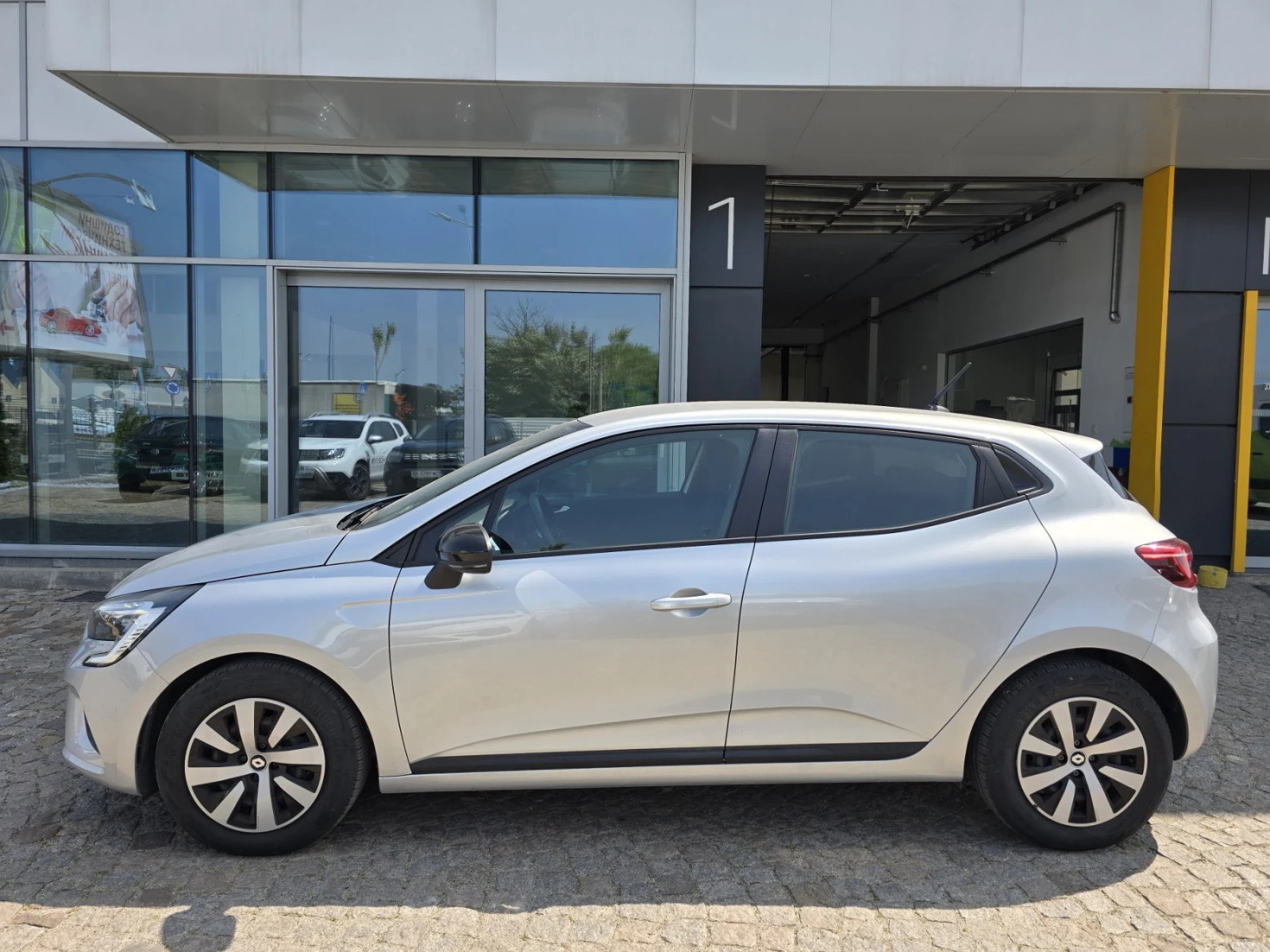 Renault Clio 1.0TCe/ 90к.с. - изображение 4