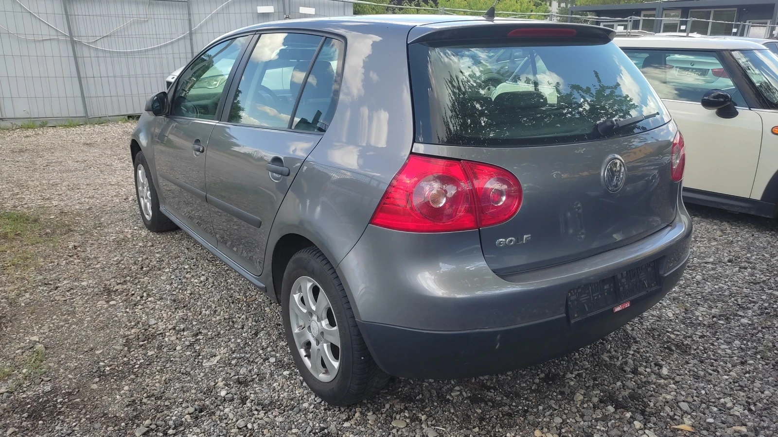 VW Golf 1.4i 5врати - изображение 5