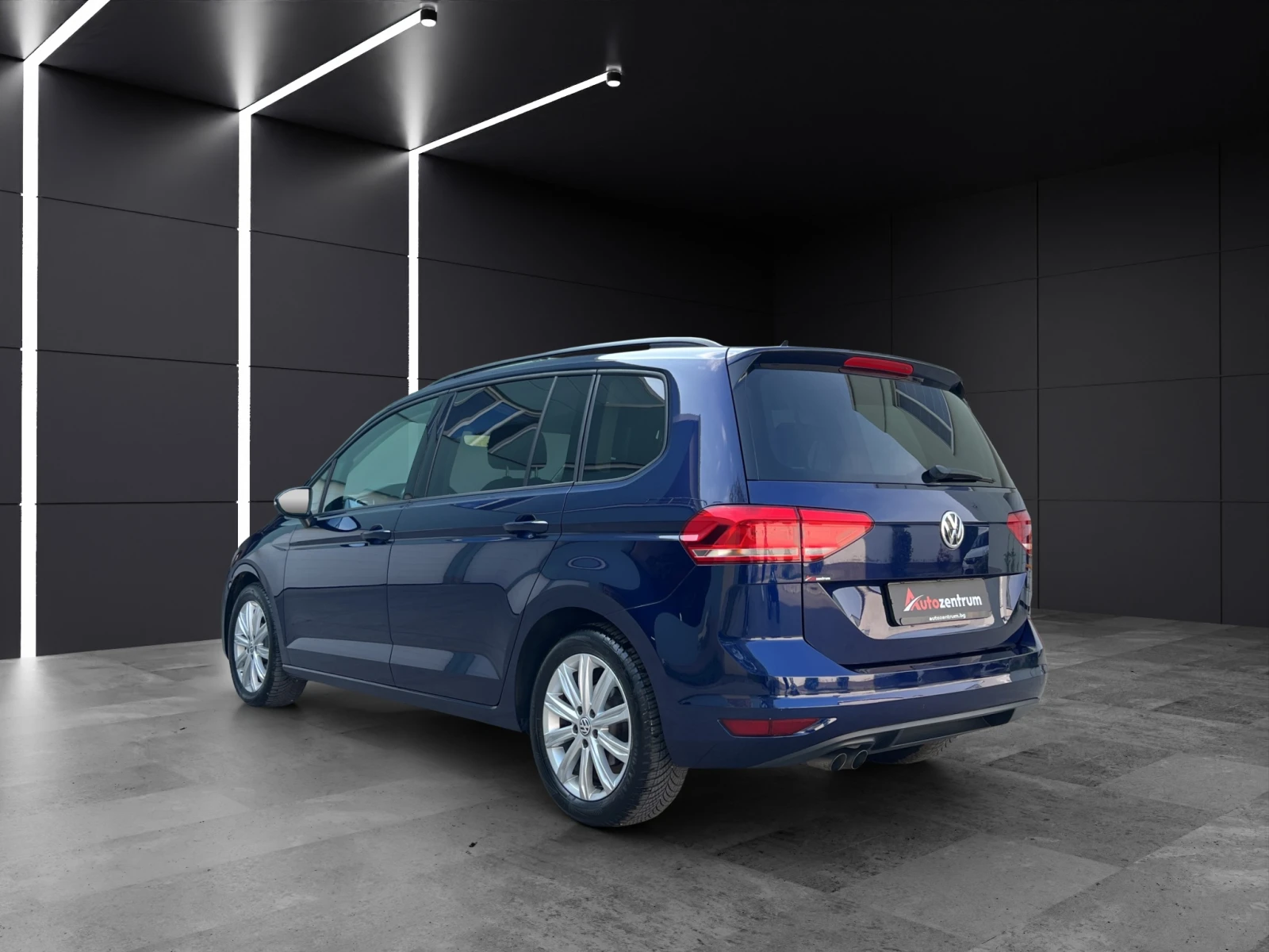 VW Touran Comfort BlueMotion - изображение 4