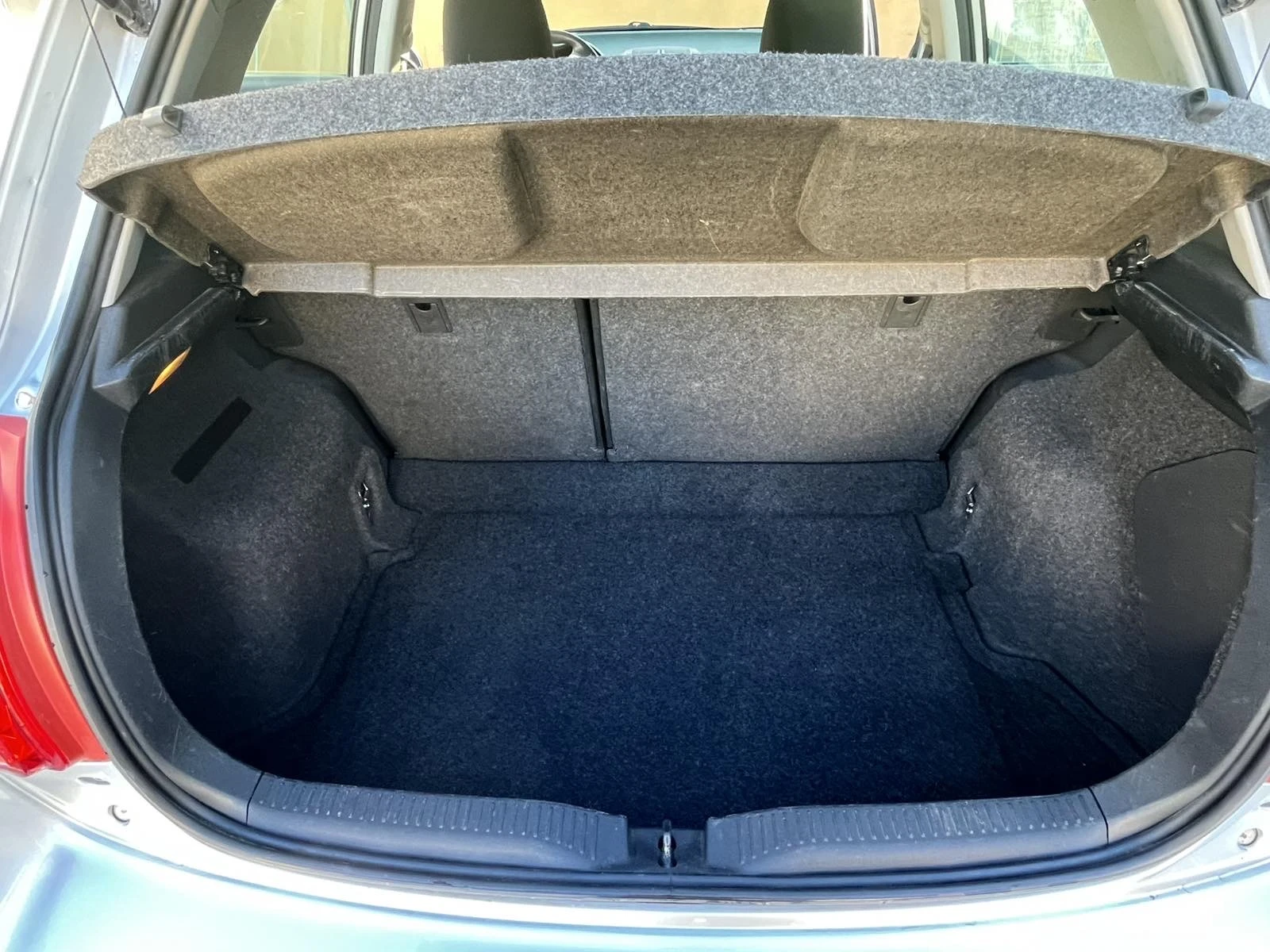 Toyota Auris  - изображение 9