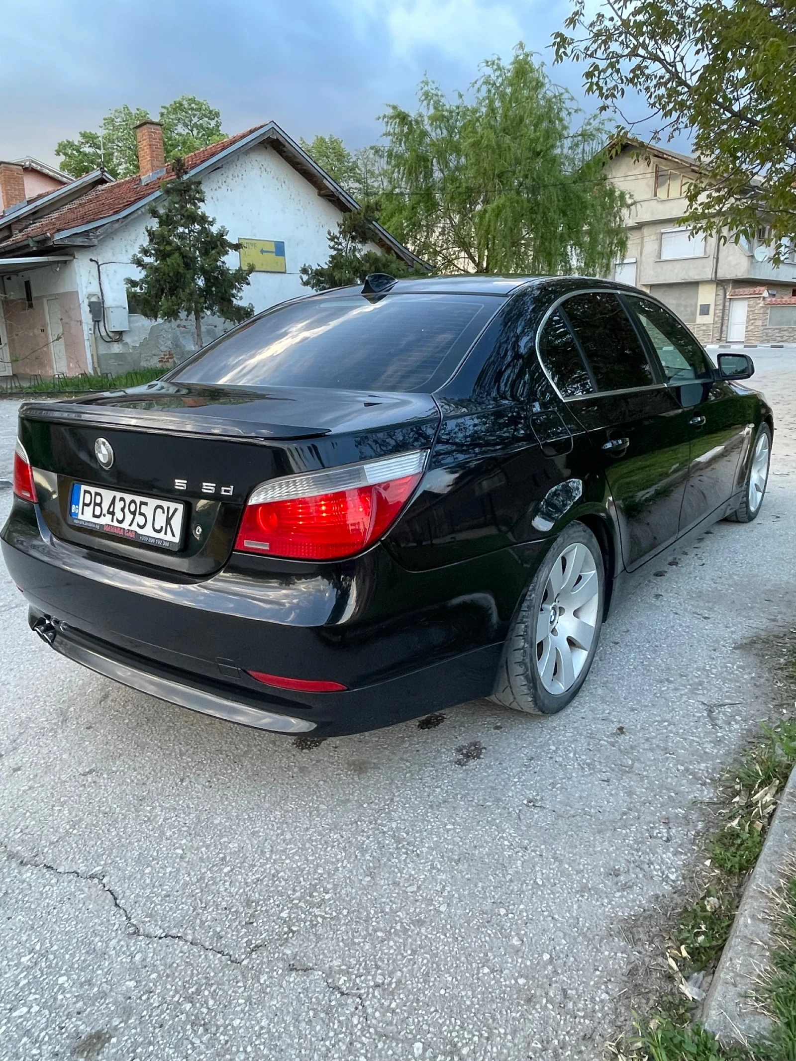 BMW 525 d РЪЧКА - изображение 3