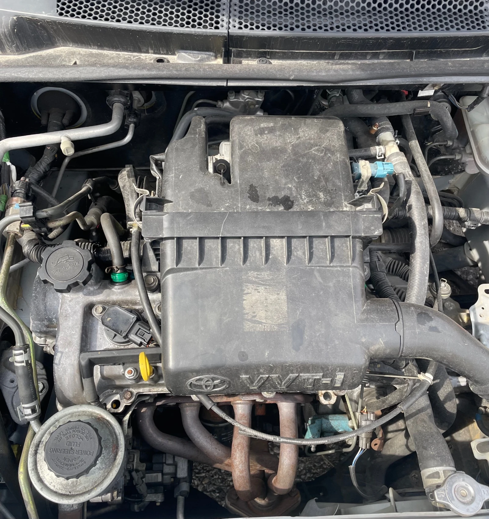 Toyota Yaris 1.0 i vvti и 1.3 vvti, снимка 12 - Автомобили и джипове - 53162245