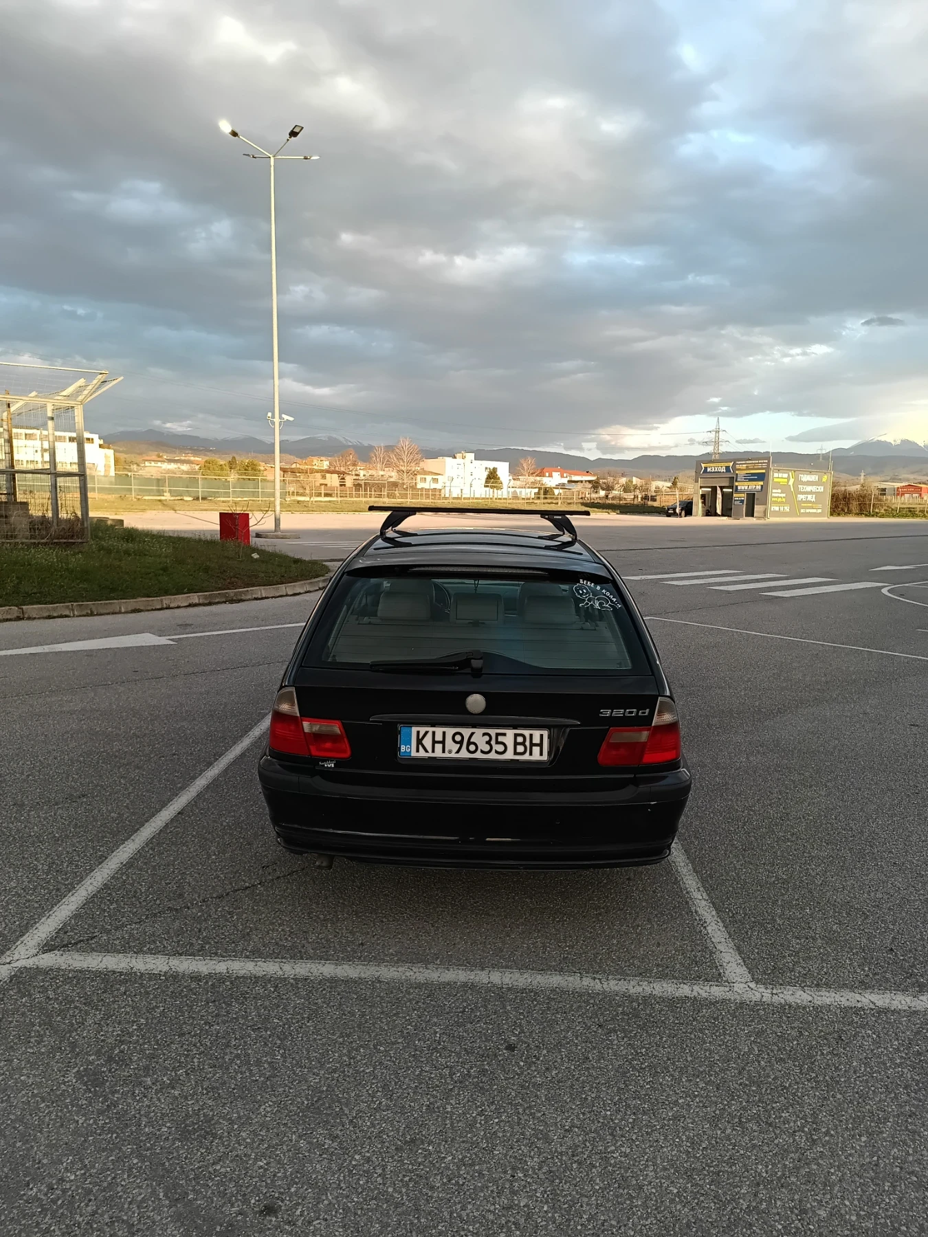 BMW 320 320d - изображение 5