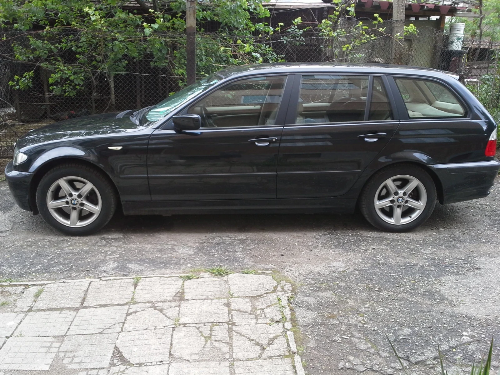 BMW 320 320d - изображение 9