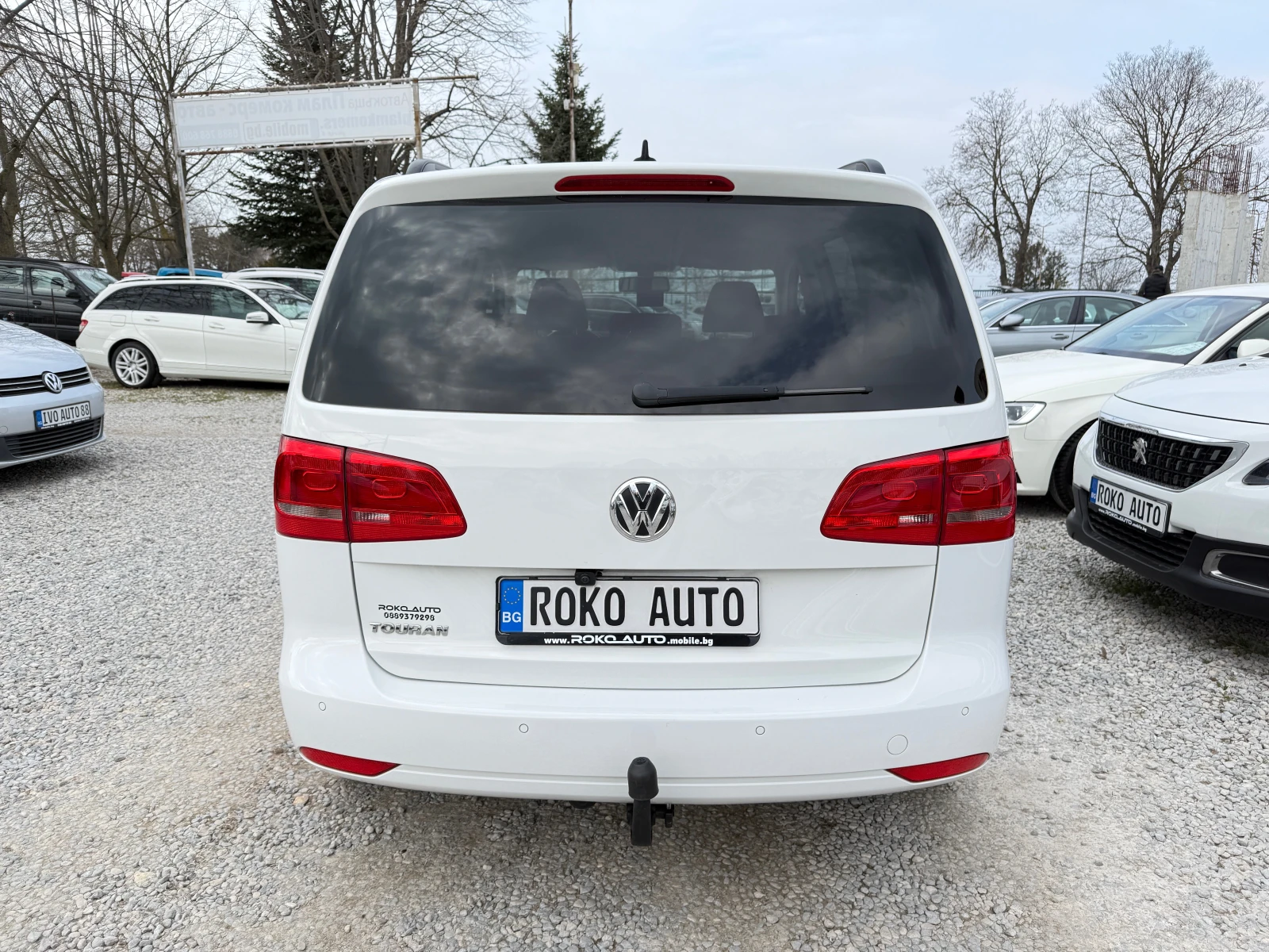 VW Touran ПРОДАДН ! !, снимка 5 - Автомобили и джипове - 52831261