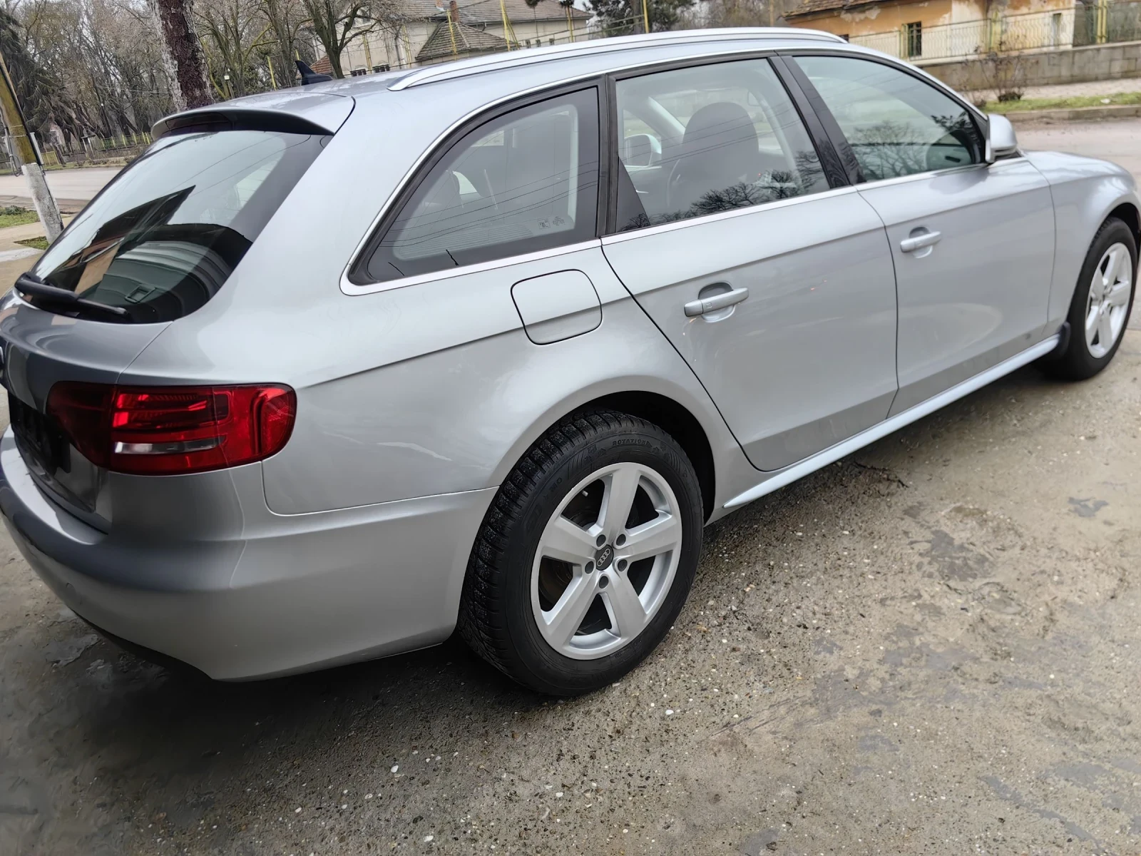 Audi A4 AUDI A4 2.0TDI 143KC. 6CK. | Mobile.bg � ����������� 4